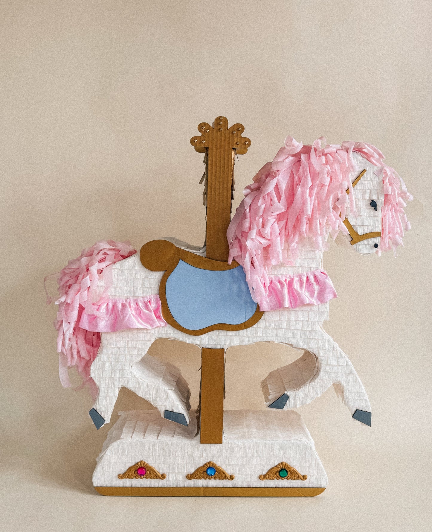 🎠 Horse Carousel Piñata – Handmade Fairground Centerpiece for Birthdays & Whimsical Celebrations
