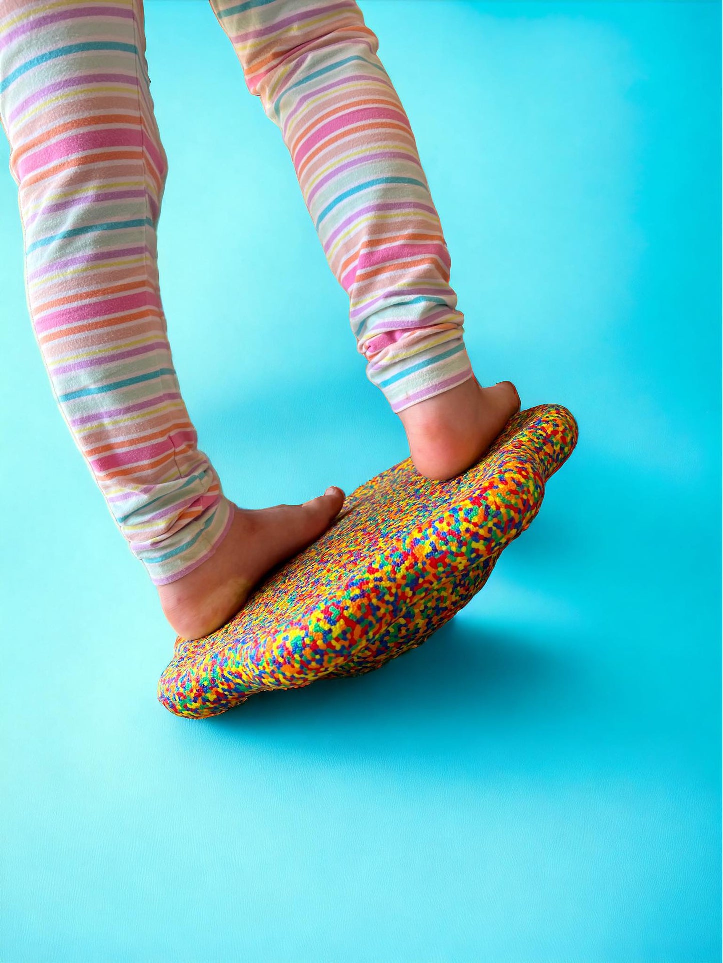 Flower-shaped Balance Board for Stepping Stones in Rainbow Confetti