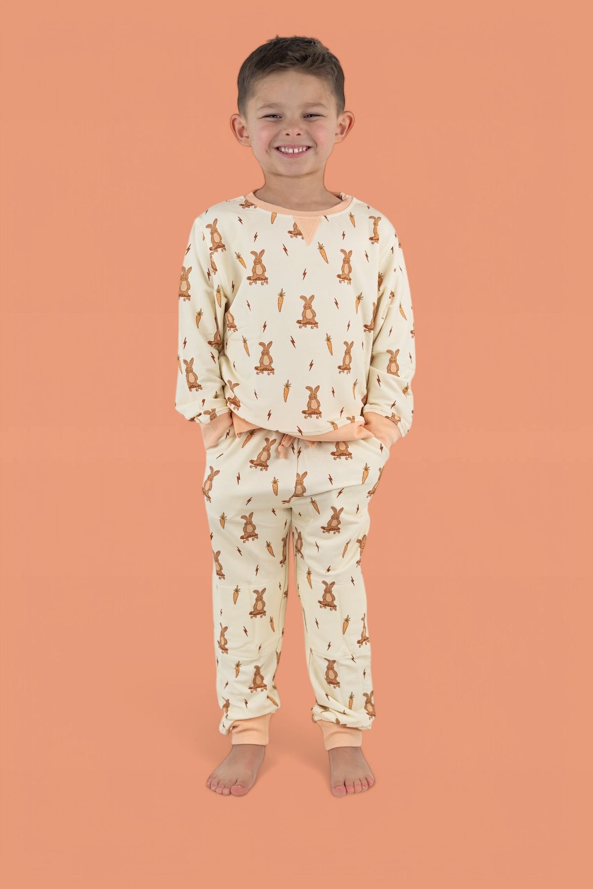 ROLLIN' RABBITS DREAM PULLOVER