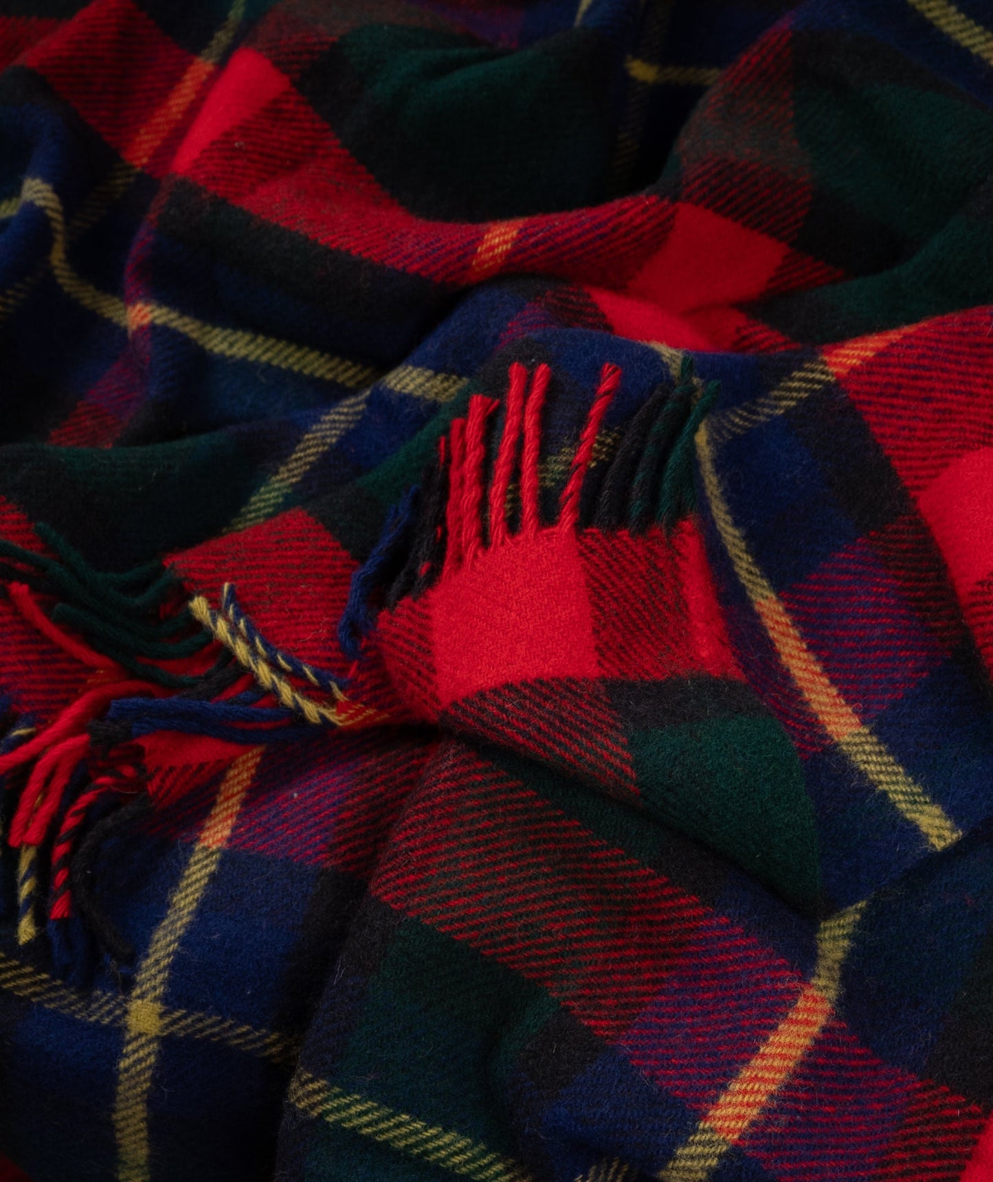 Highland Tweeds Pure New Wool Fluffy Throw - Kilgour