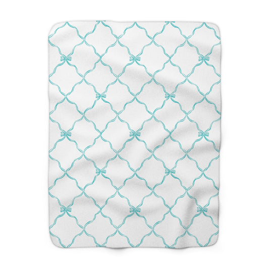 Three Bees Trellis Bow Cozy Sherpa Fleece Blanket - Aqua