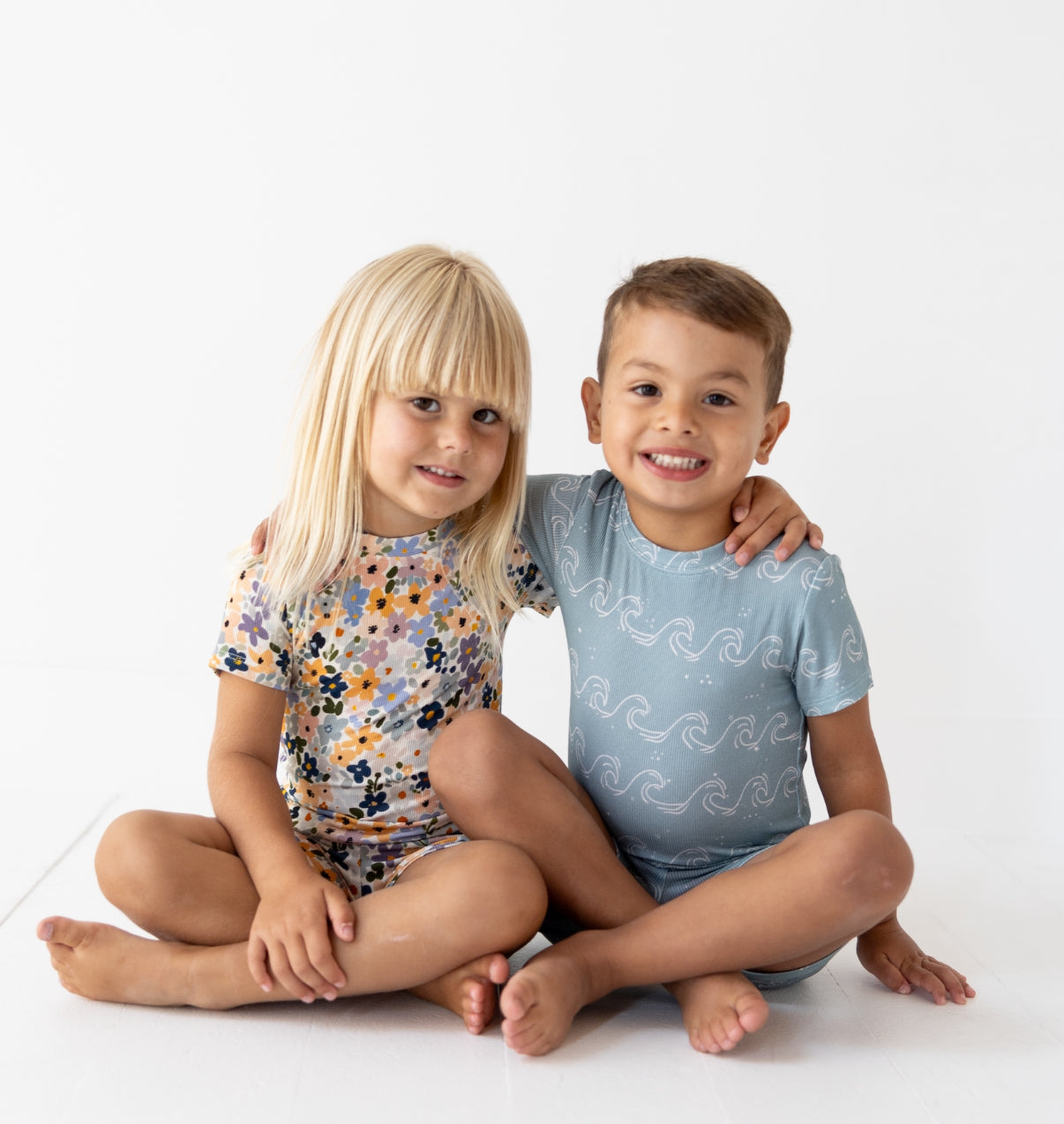 MAKE WAVES | TWO PIECE SHORT SET