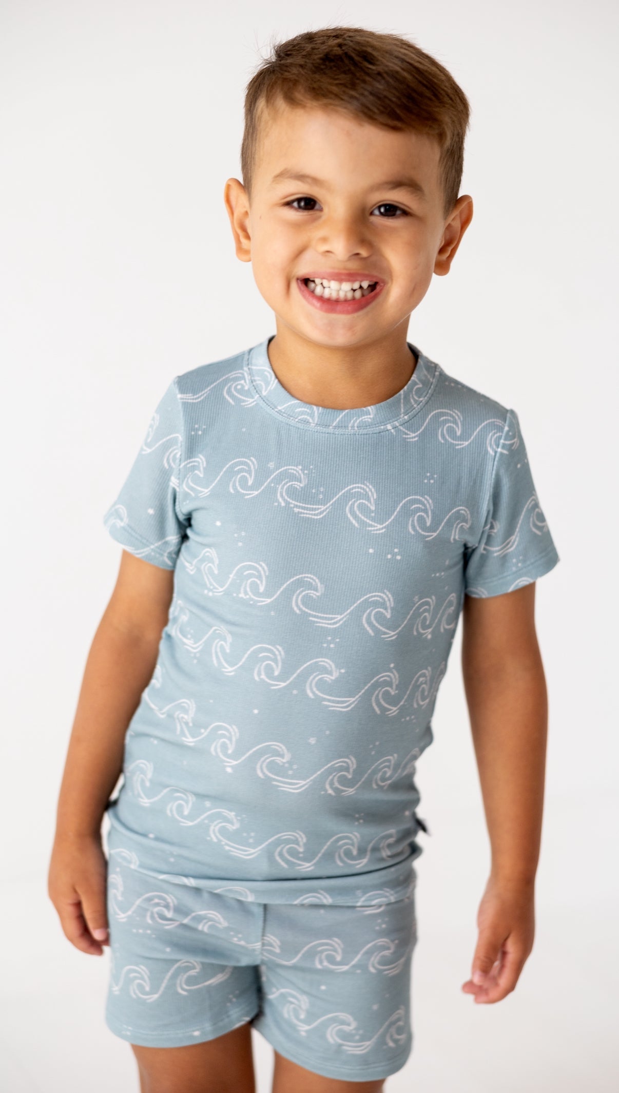 MAKE WAVES | TWO PIECE SHORT SET