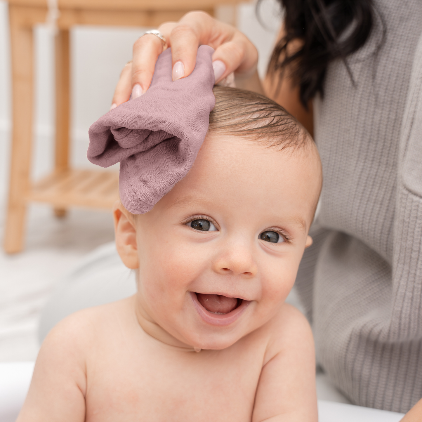 Muslin Washcloths in Mauve