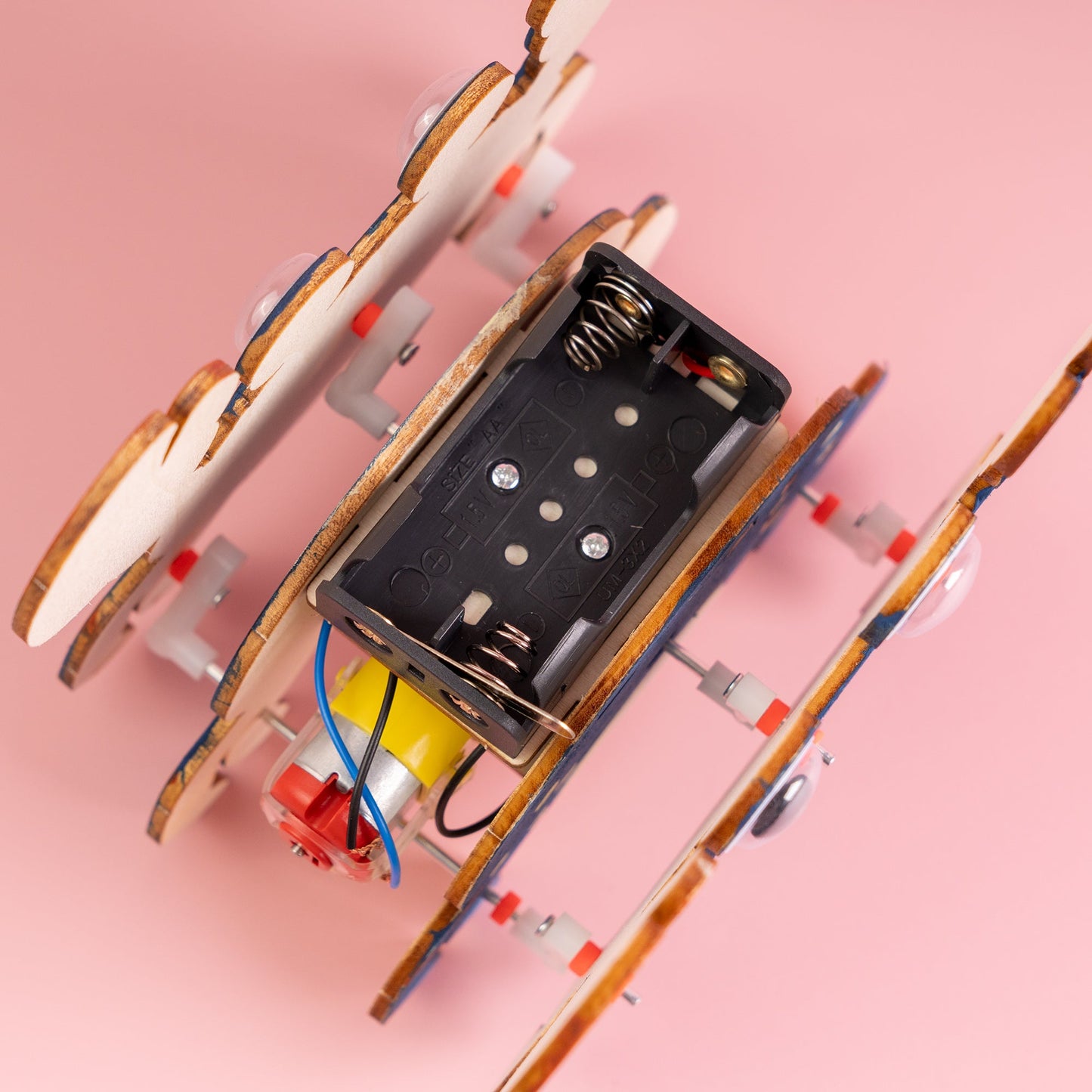 Sound-Activated Walking Crab STEM Kit – Build, Paint & Watch It Walk