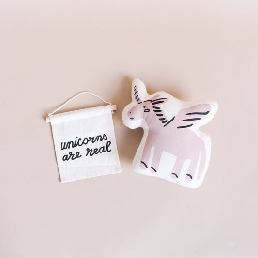 Unicorns are real Canvas Hang Sign