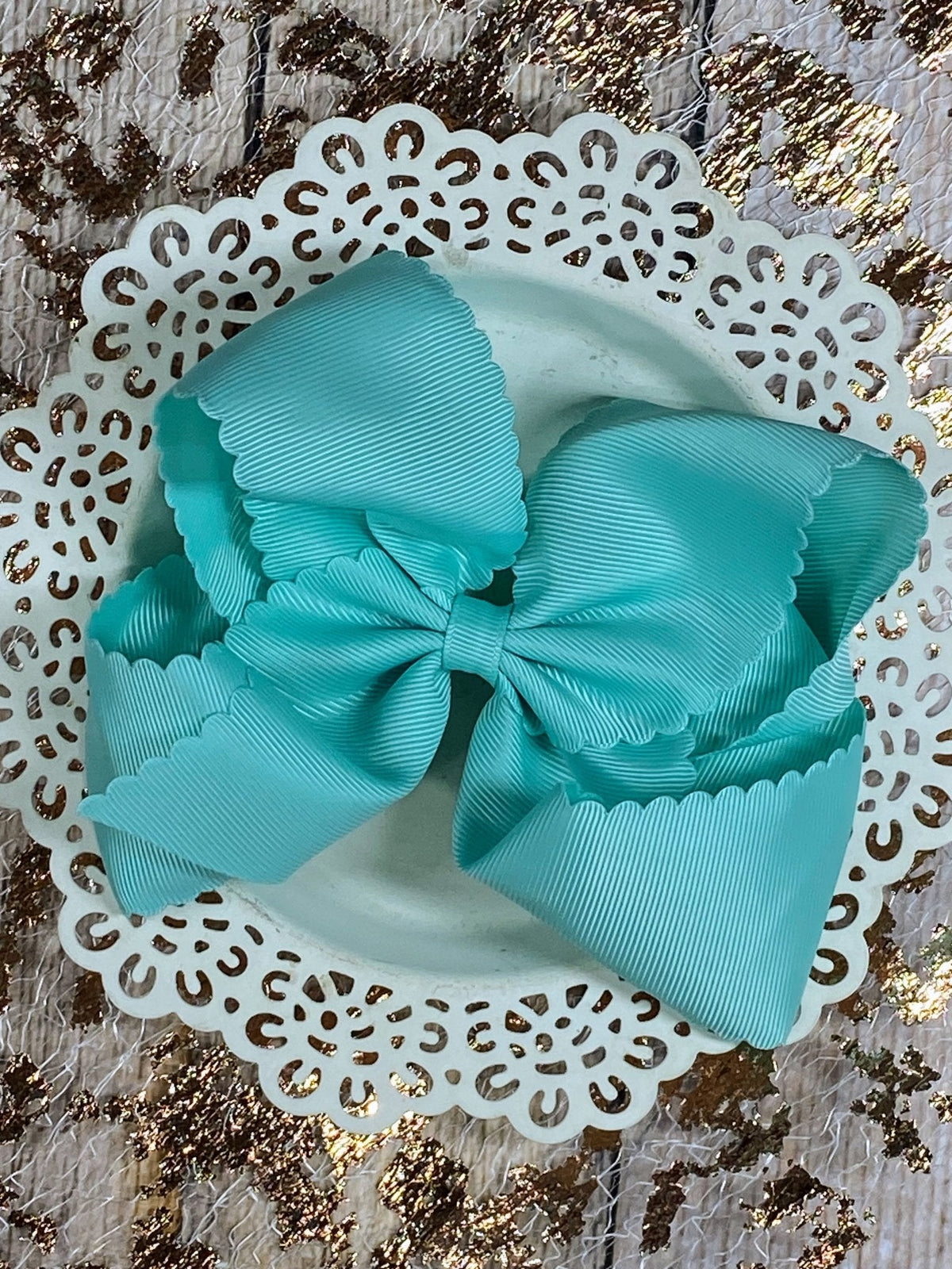 Oversize Scalloped Bows - Alligator Clip - 5.5"