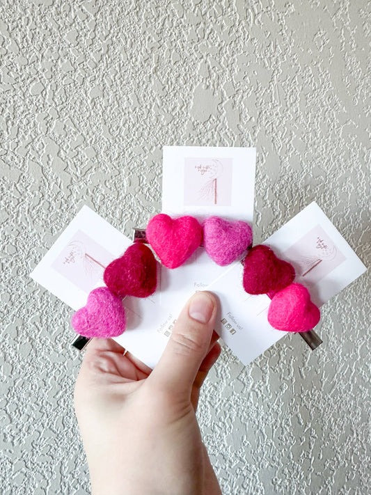 Dainty hearts Hair Clip