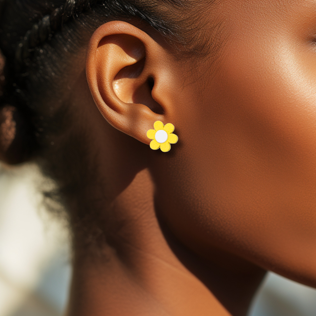 Daisy Flower Stud Earrings // Spring, Summer, Floral, Studs