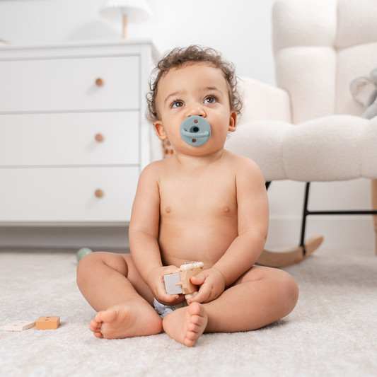 Pacifiers in Multicolor Boy, 5 Pack