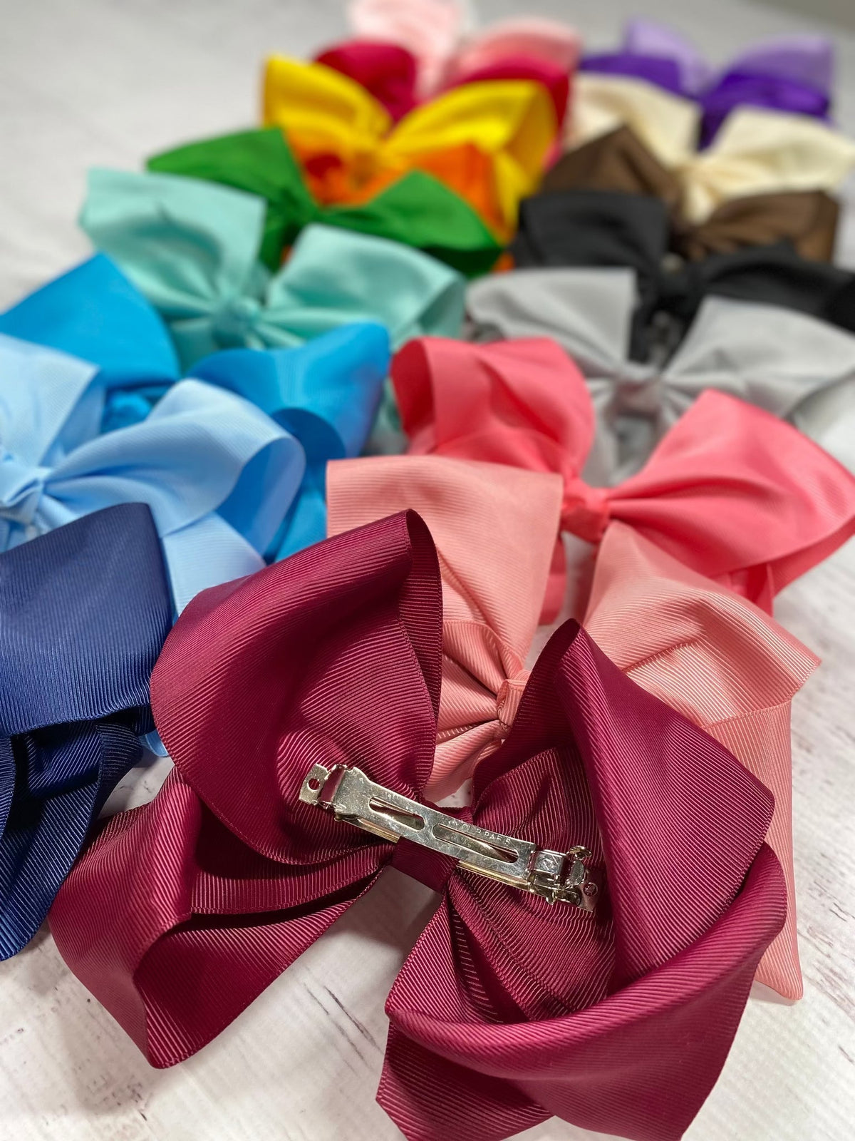 Texas Size Grosgrain Hair Bow - Alligator Clip - 6.5" - 36 colors