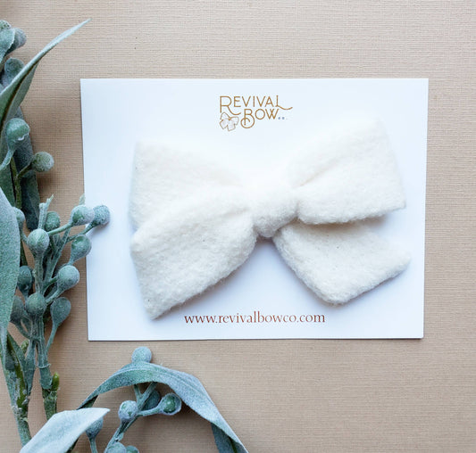 Christmas Bow on Clip • Fresh Snow