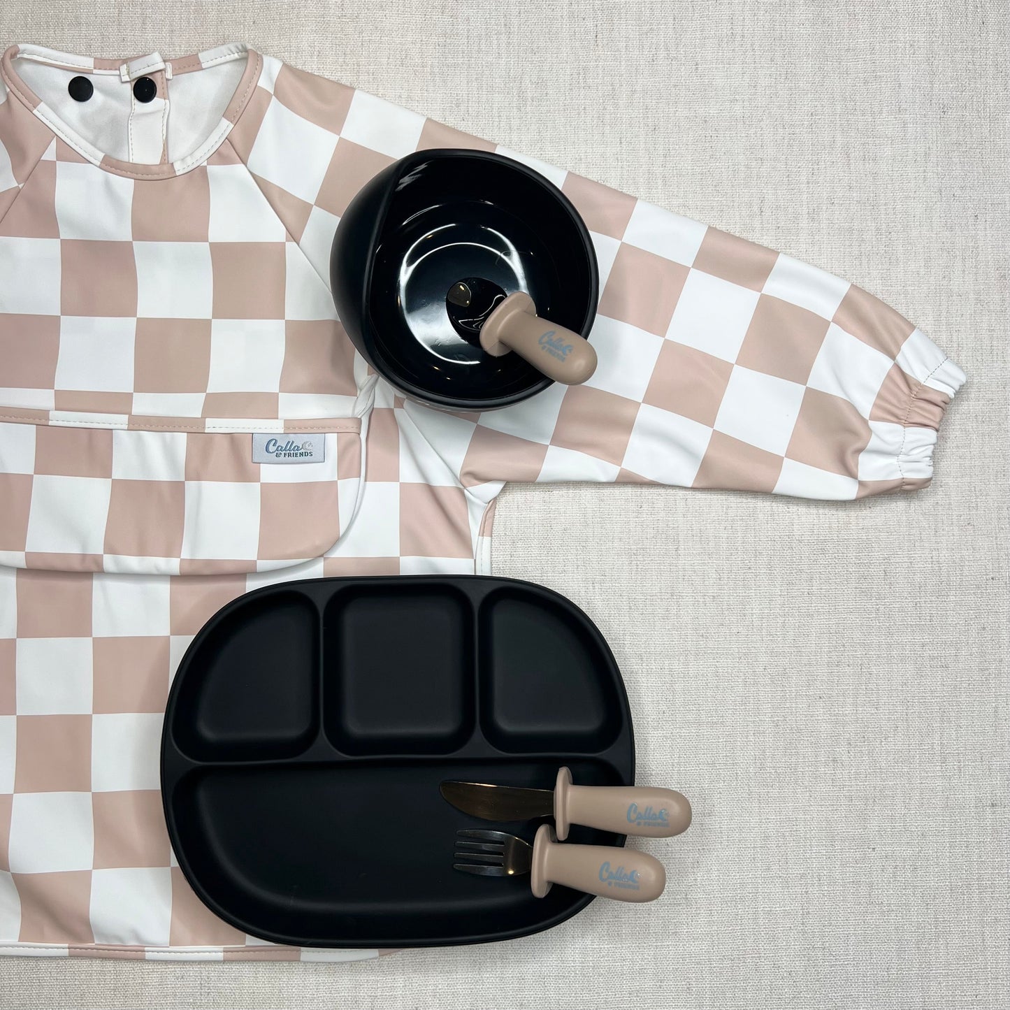 BLACKOUT COLLECTION Easy Scoop Suction Bowl