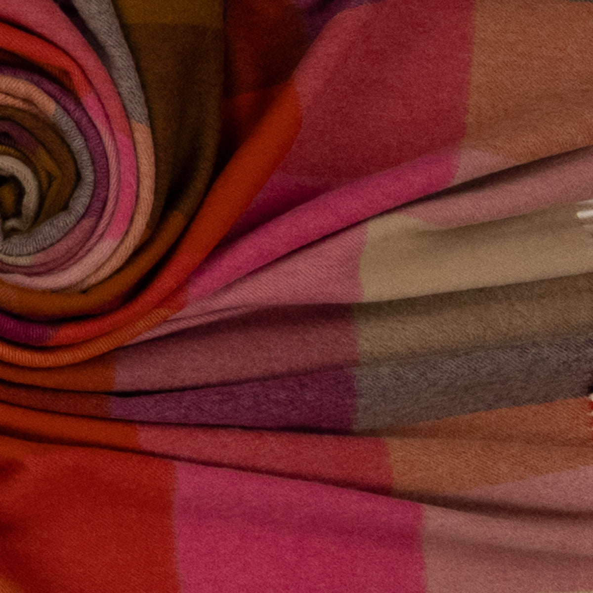 Southampton Home Merino Wool Throw – Block Bold