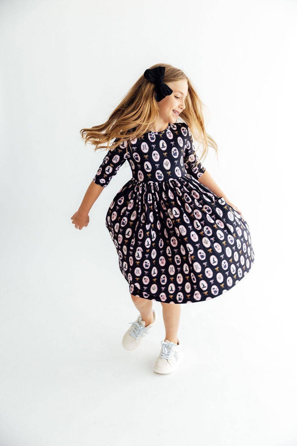Hocus Pocus 3/4 Sleeve Pocket Dress