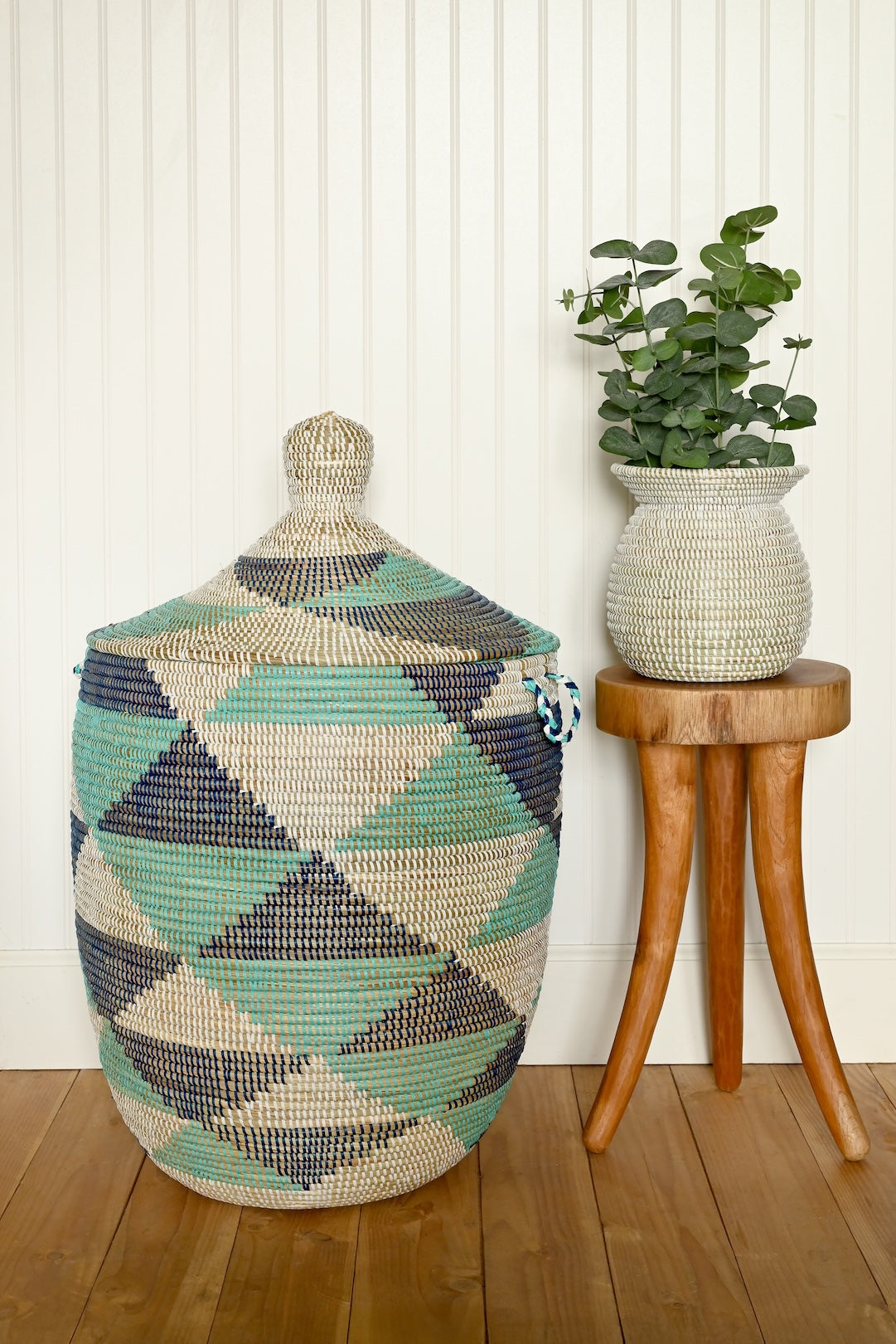 Triangles Lidded Hamper Basket