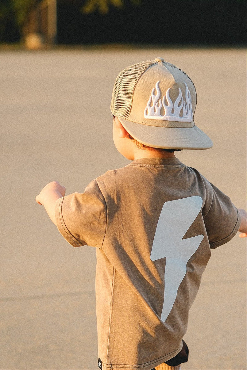 TAN FLAME • SNAP BACK