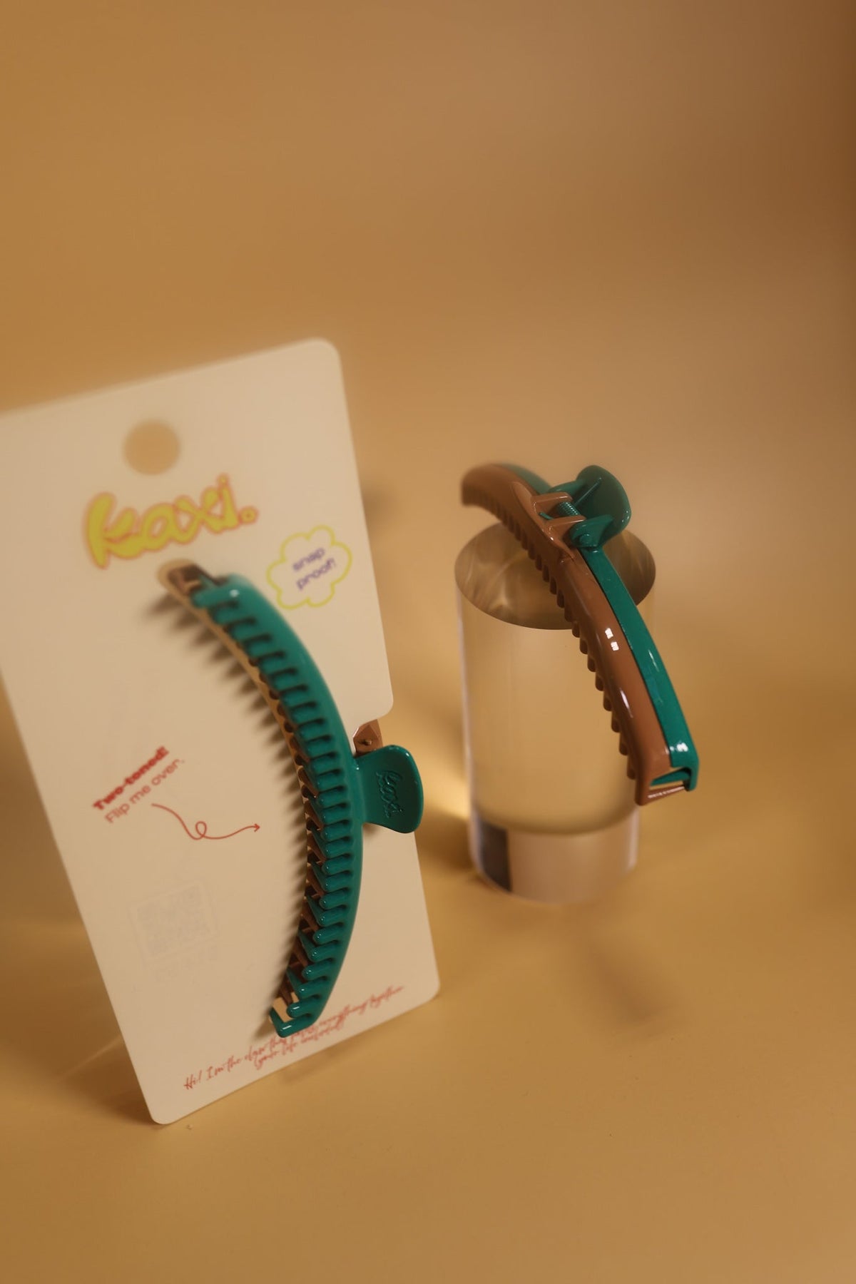 TWO-TONED SHINY ORIGINAL HOLD EVERYTHING CLAW