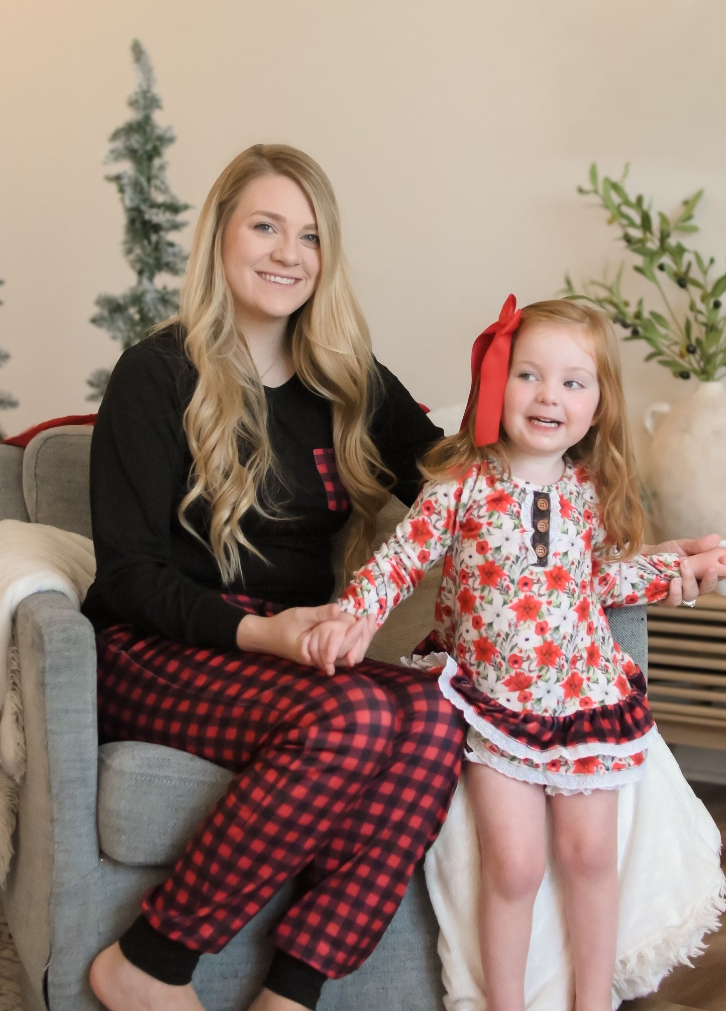 Poinsettia Holly Berry Girls Tunic Cozy Set