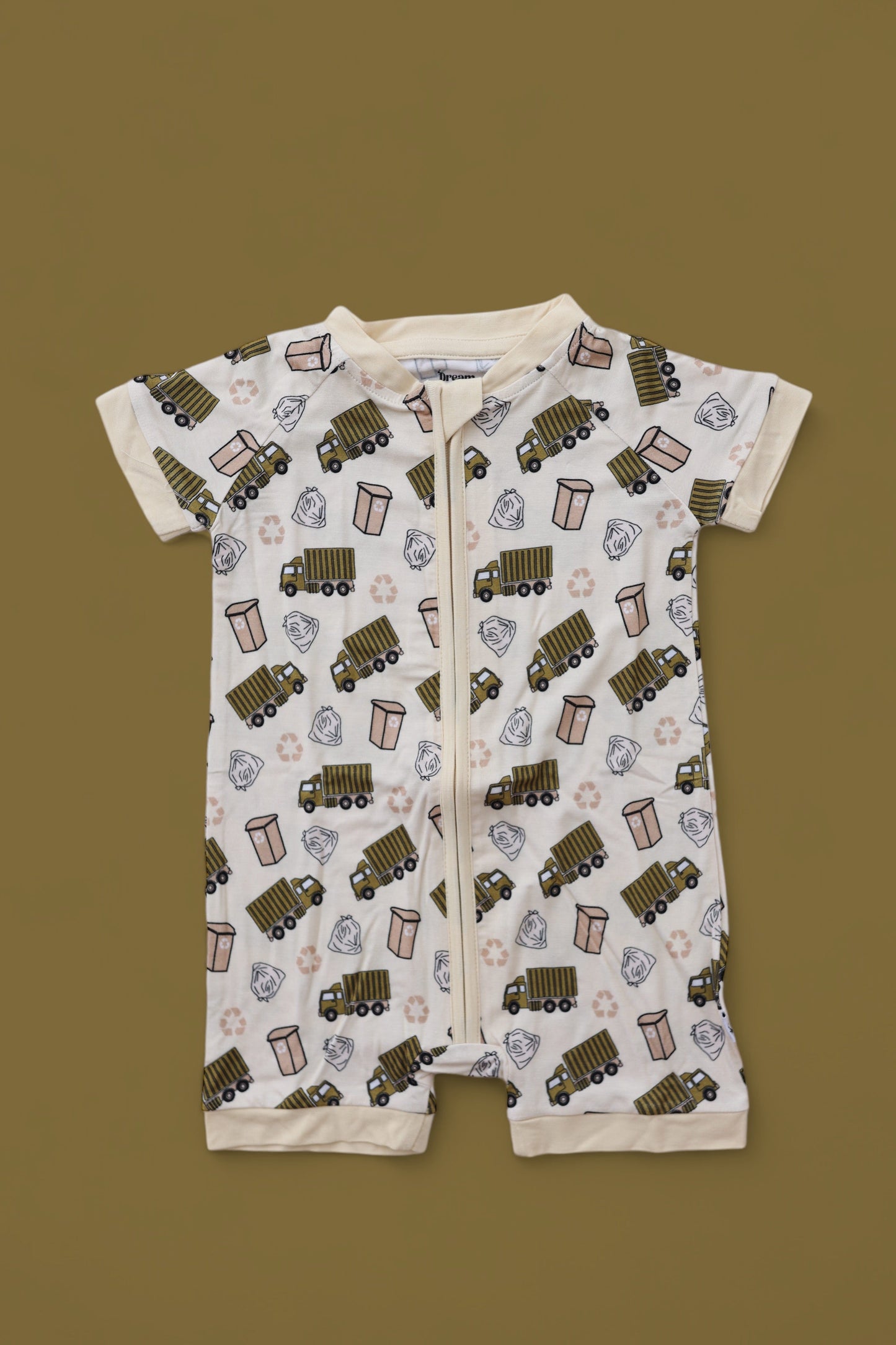 GOOD OL' GARBAGE DREAM SHORTIE