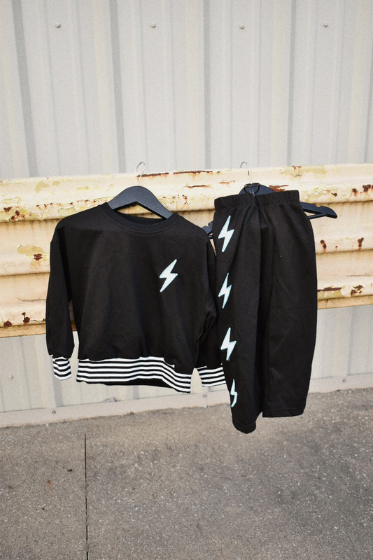 Bolt crewneck