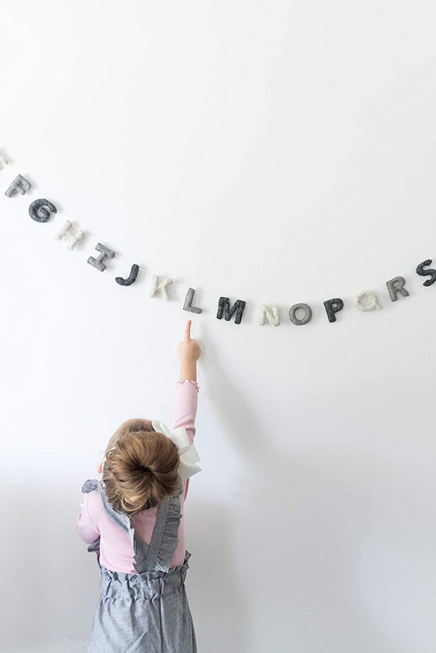 Alphabet Garland (Gray)