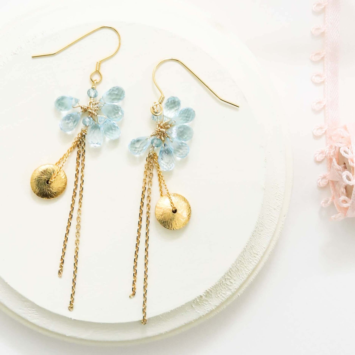 Aquamarine En Pointe Earrings