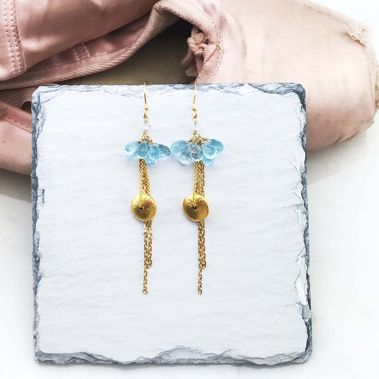 Aquamarine En Pointe Earrings