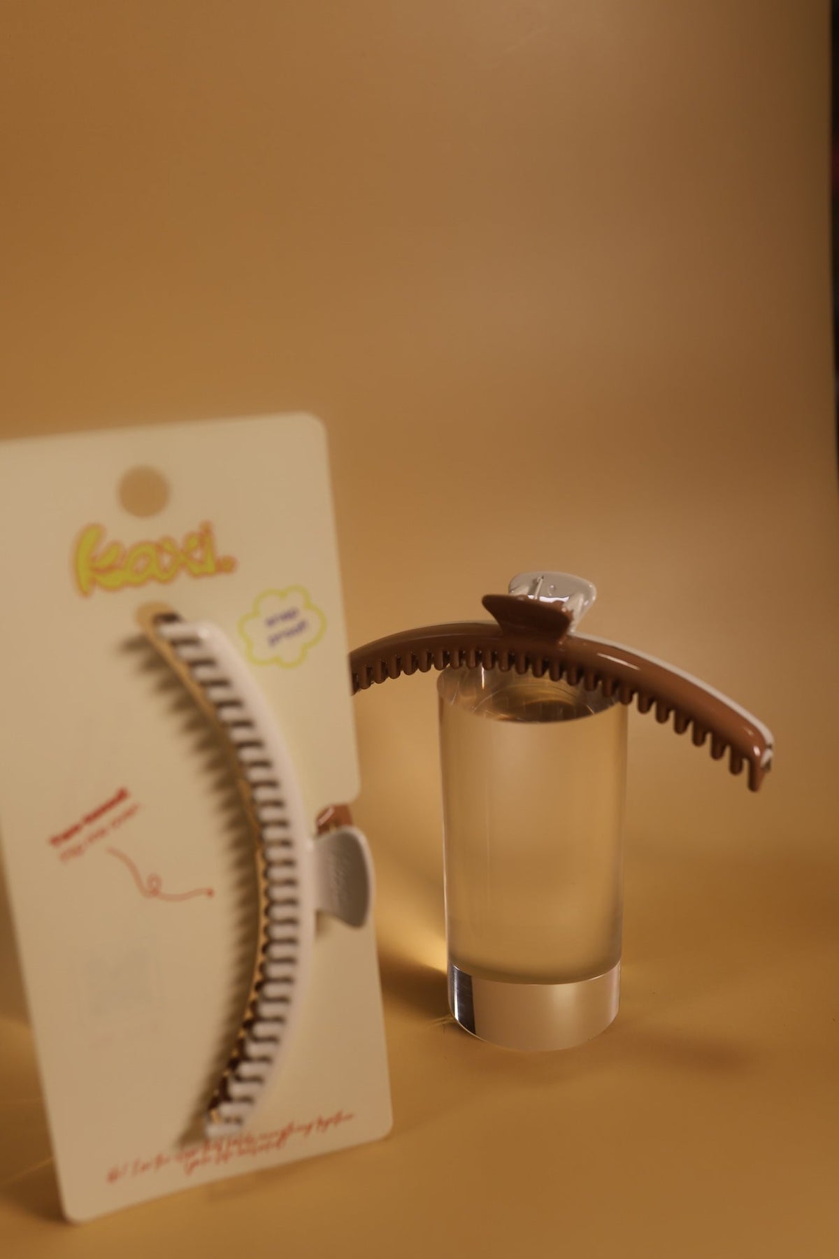 TWO-TONED SHINY ORIGINAL HOLD EVERYTHING CLAW