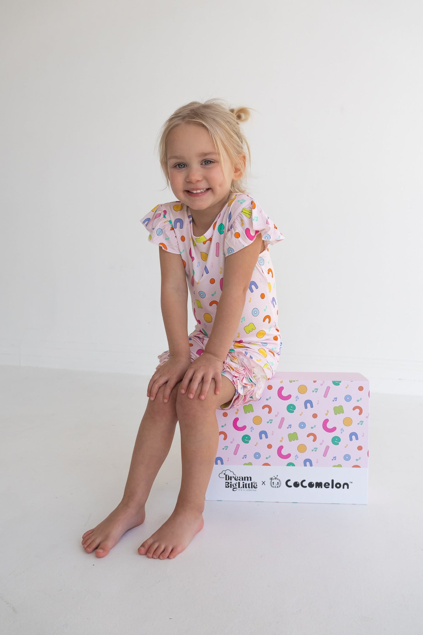 Exclusive CoComelon Gift Box