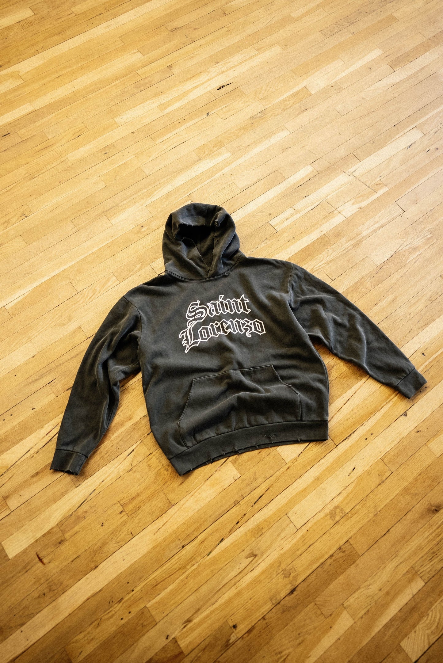 DISTRESSED HOODIE
