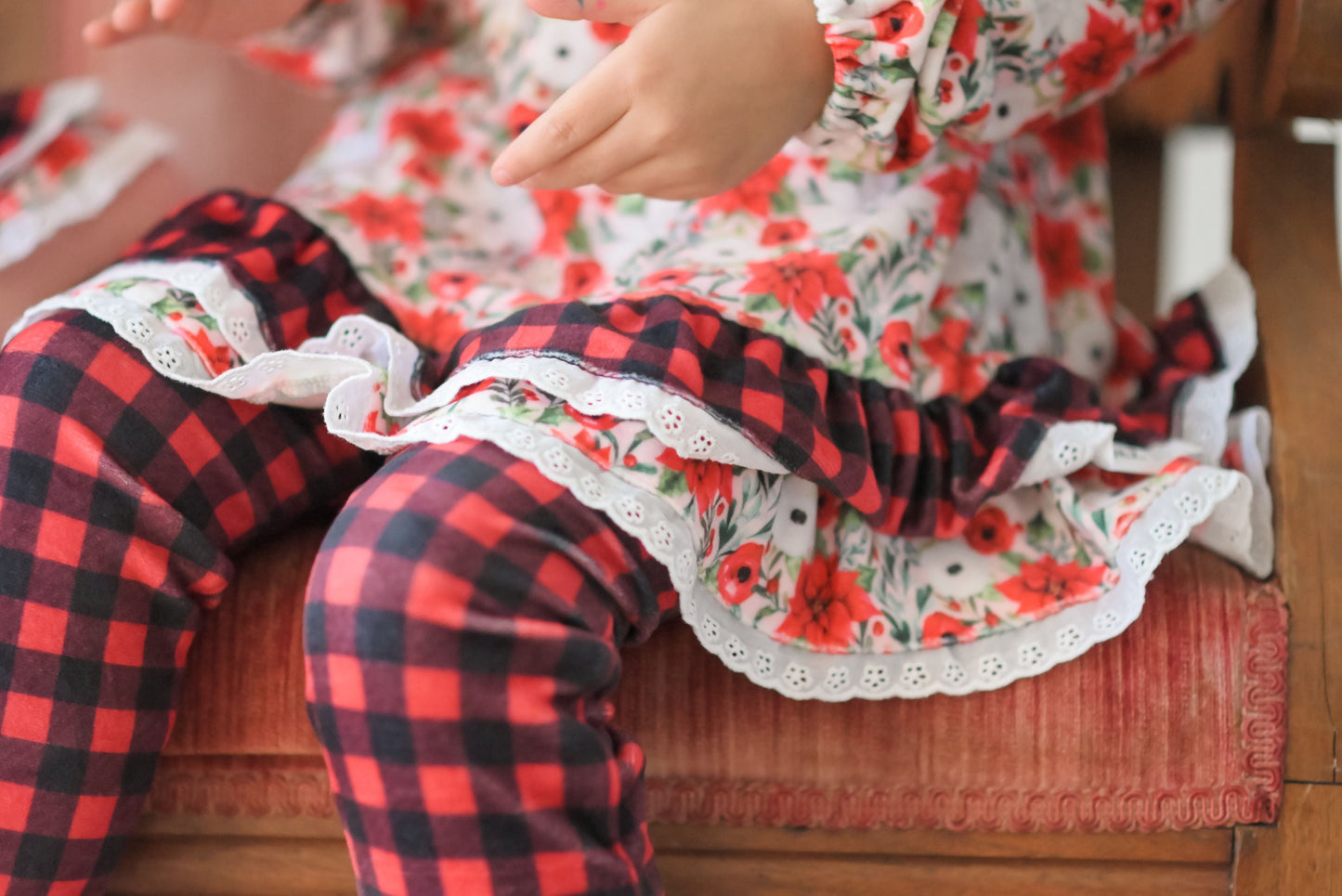 Poinsettia Holly Berry Girls Tunic Cozy Set