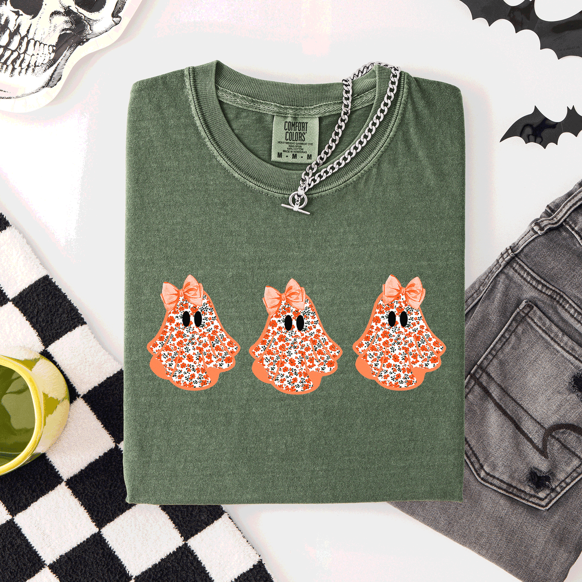 Cute Halloween Ghosts, Pattern, Coquette, Comfort Colors T-Shirt