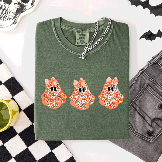 Cute Halloween Ghosts, Pattern, Coquette, Comfort Colors T-Shirt