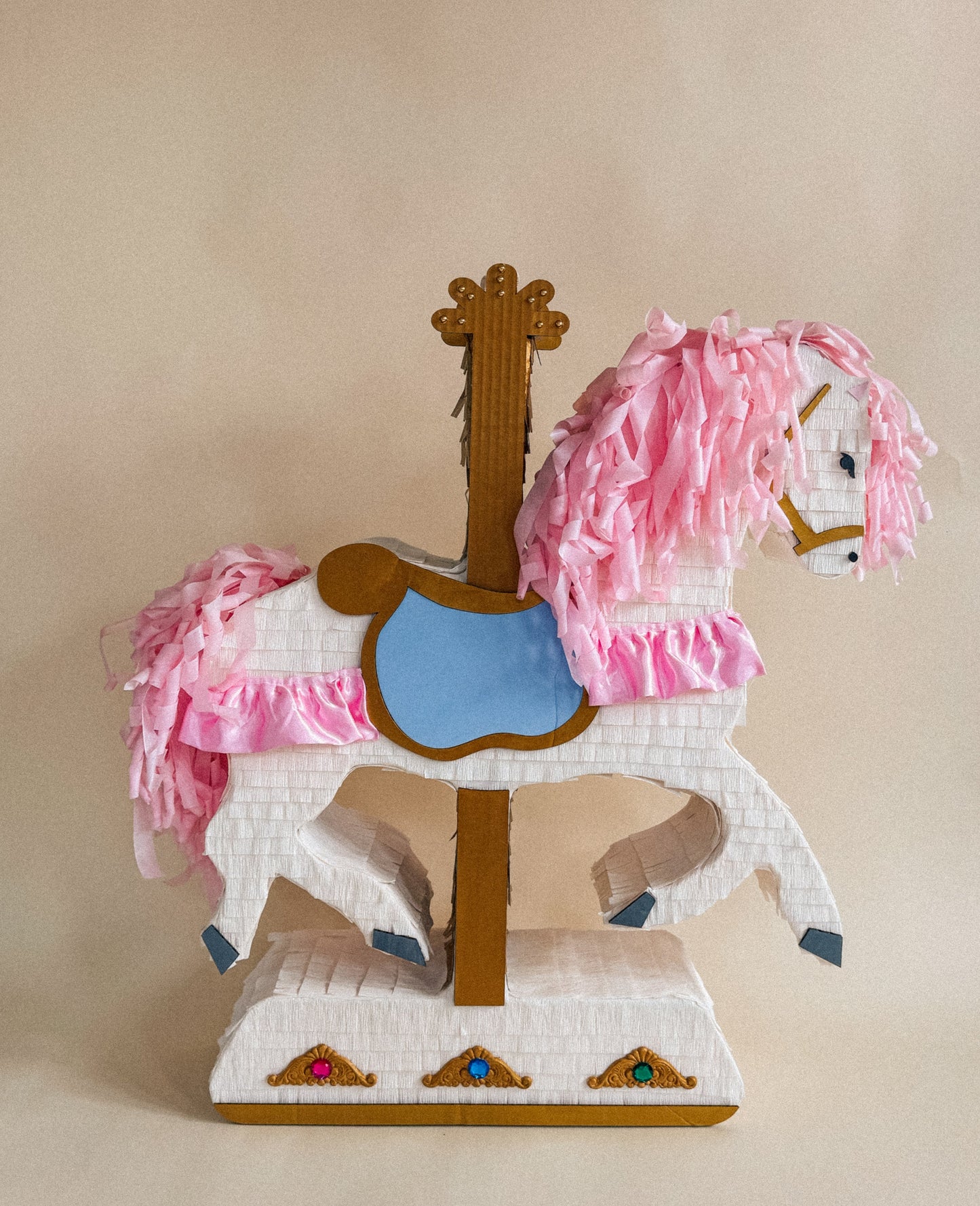 🎠 Horse Carousel Piñata – Handmade Fairground Centerpiece for Birthdays & Whimsical Celebrations