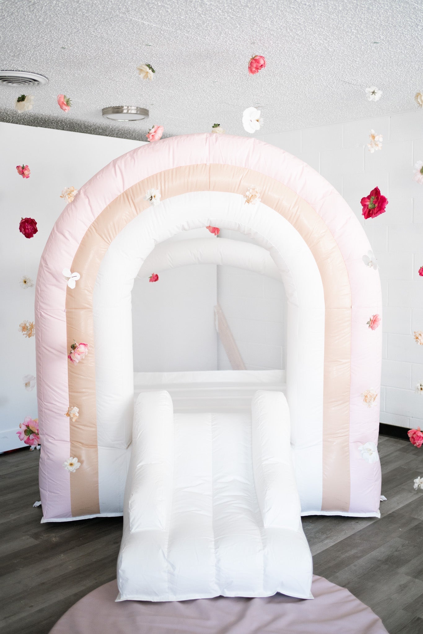 Mini Sherbet - Pink Rainbow Bounce House