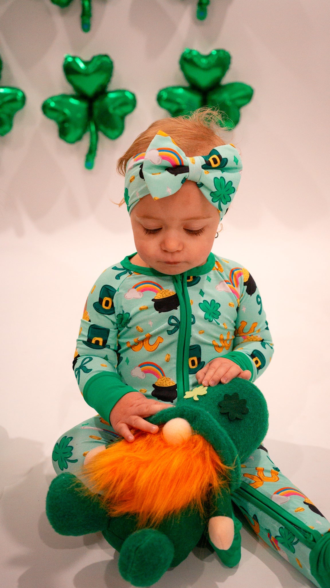 St. Patty's Day "Shamrock Snuggles" Luxe Bow