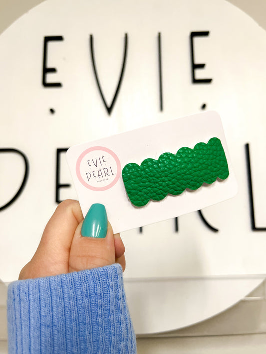 Kelly Green Leather Single Snap Clip