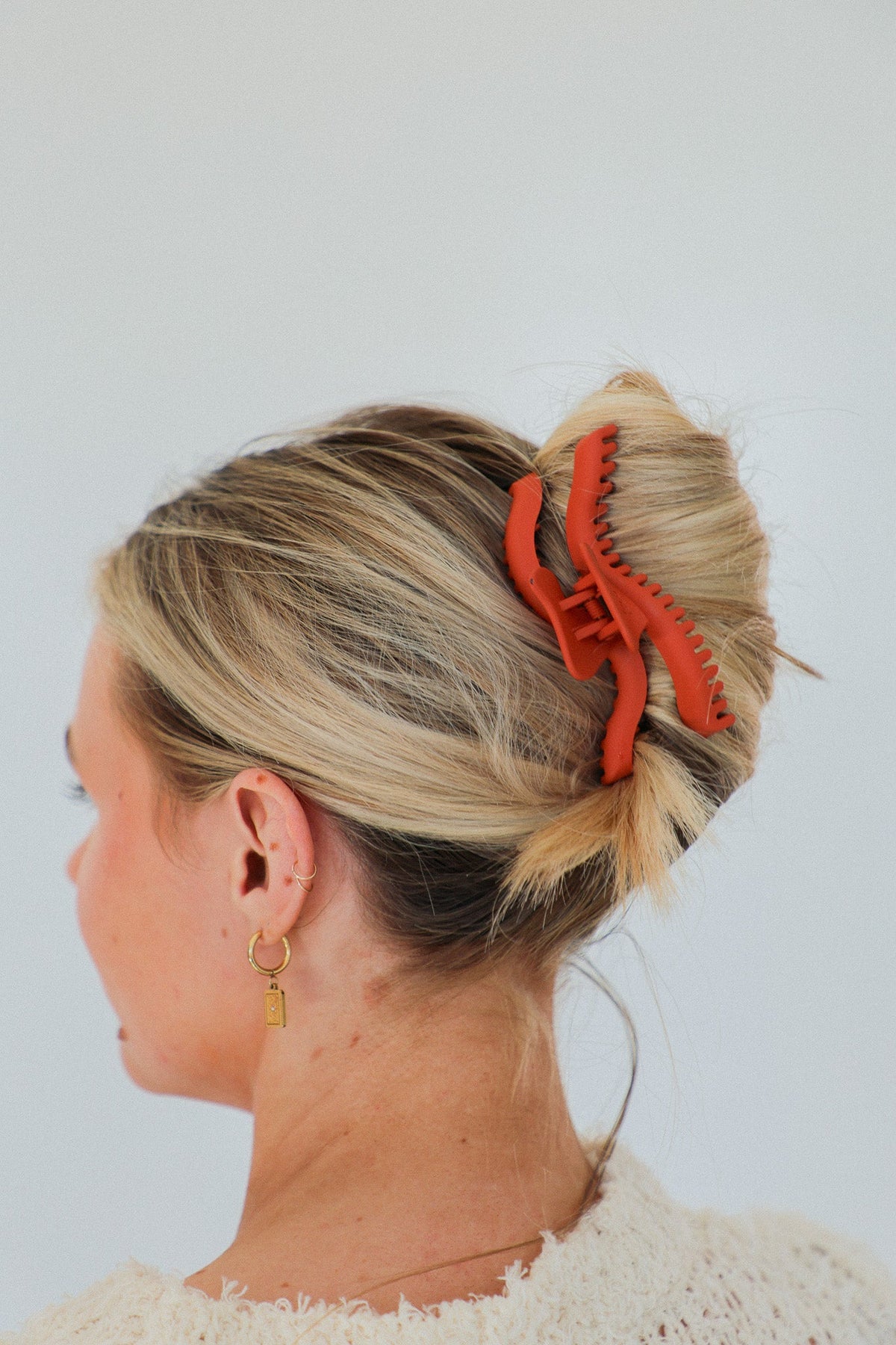 KAXI WAVY MIDI HOLD EVERYTHING CLAW