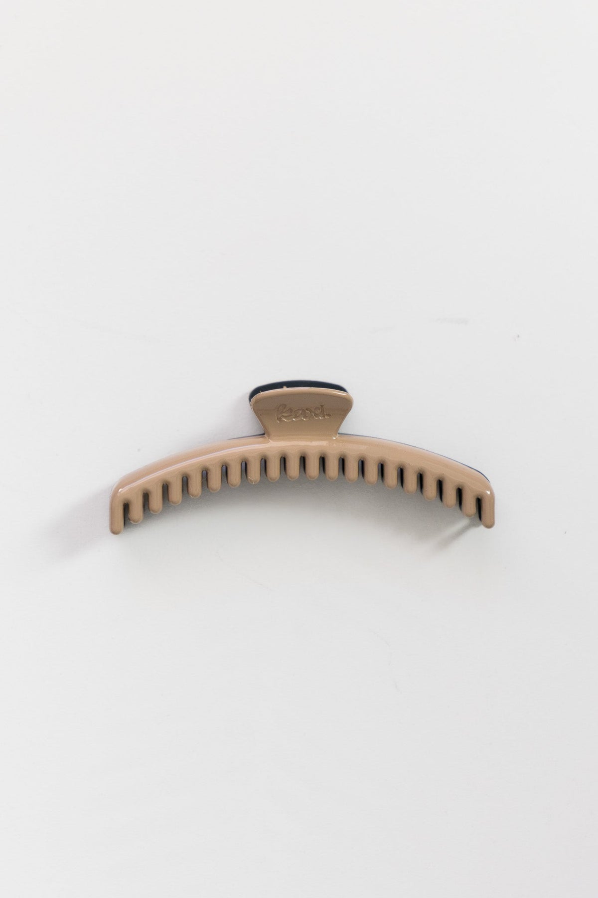 TWO-TONED SHINY MIDI HOLD EVERYTHING CLAW