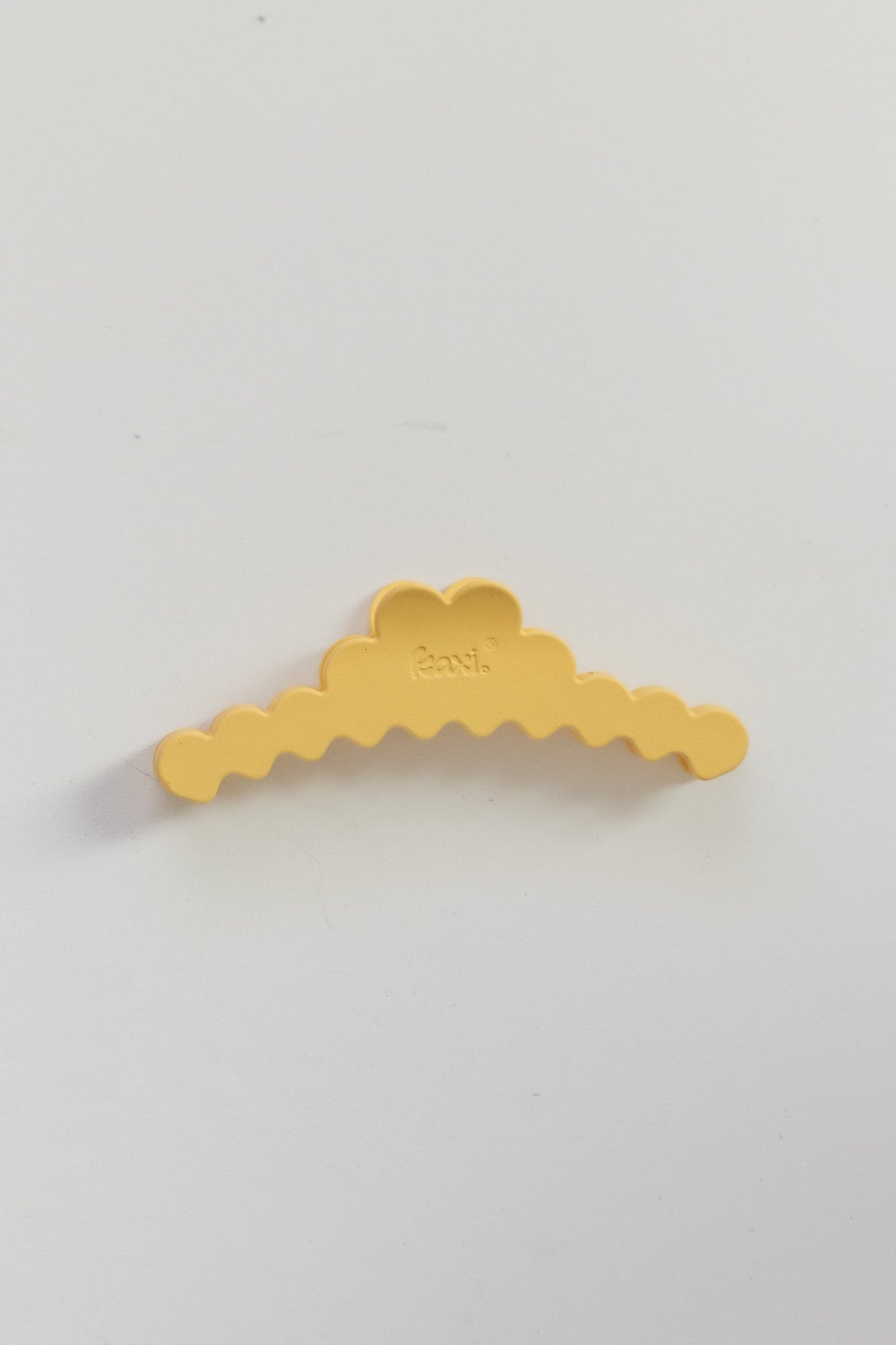 KAXI SCALLOPED MIDI HOLD EVERYTHING CLAW