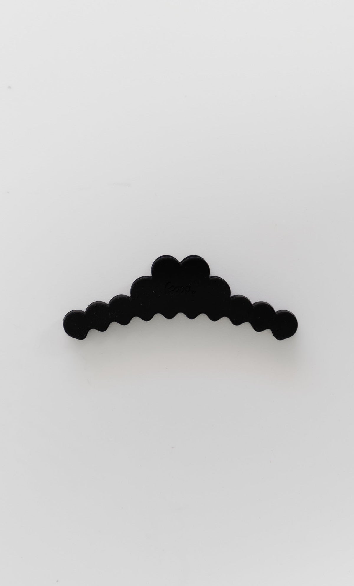 KAXI SCALLOPED MIDI HOLD EVERYTHING CLAW