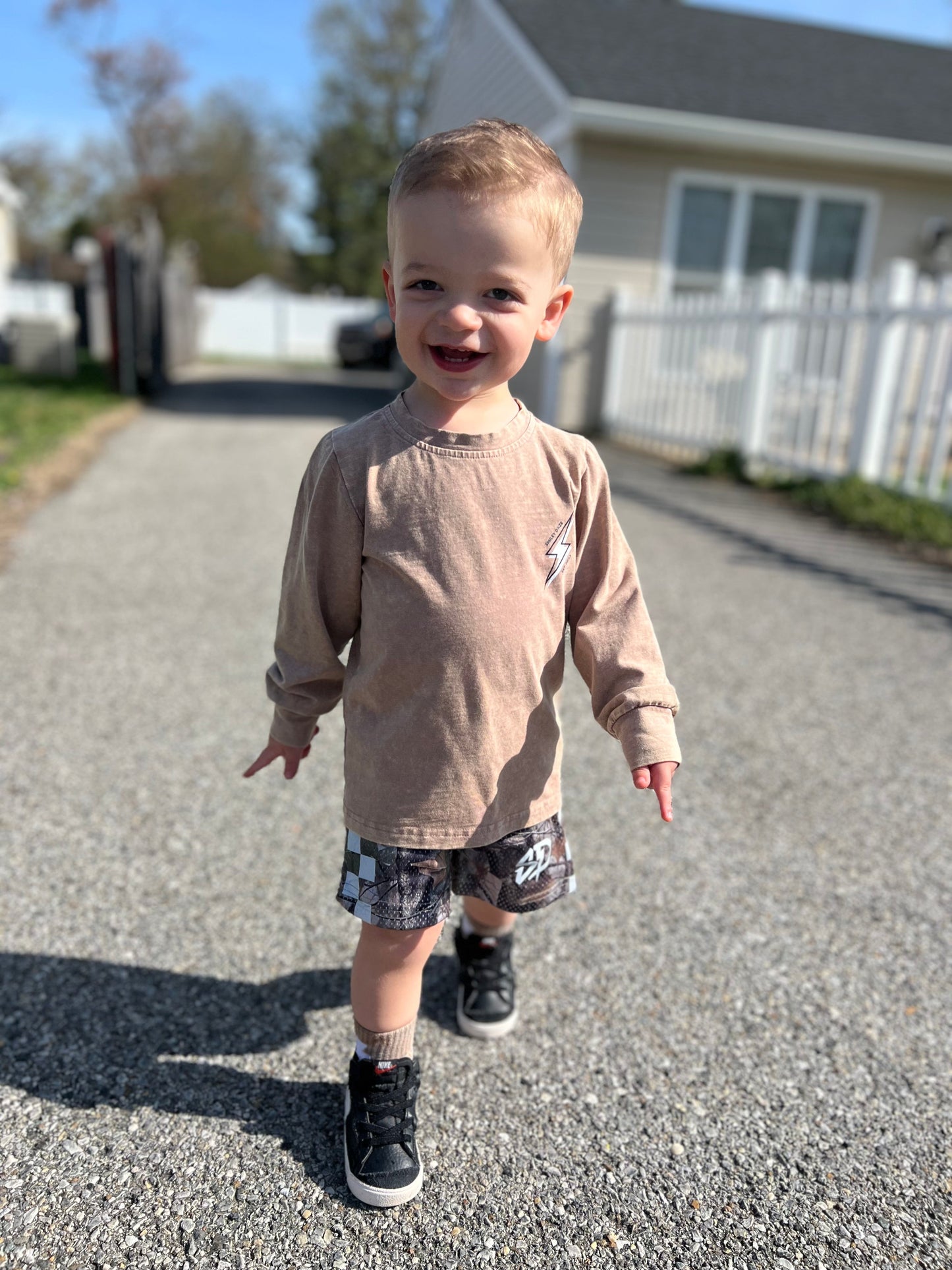 CAMO  •  MESH SHORTS