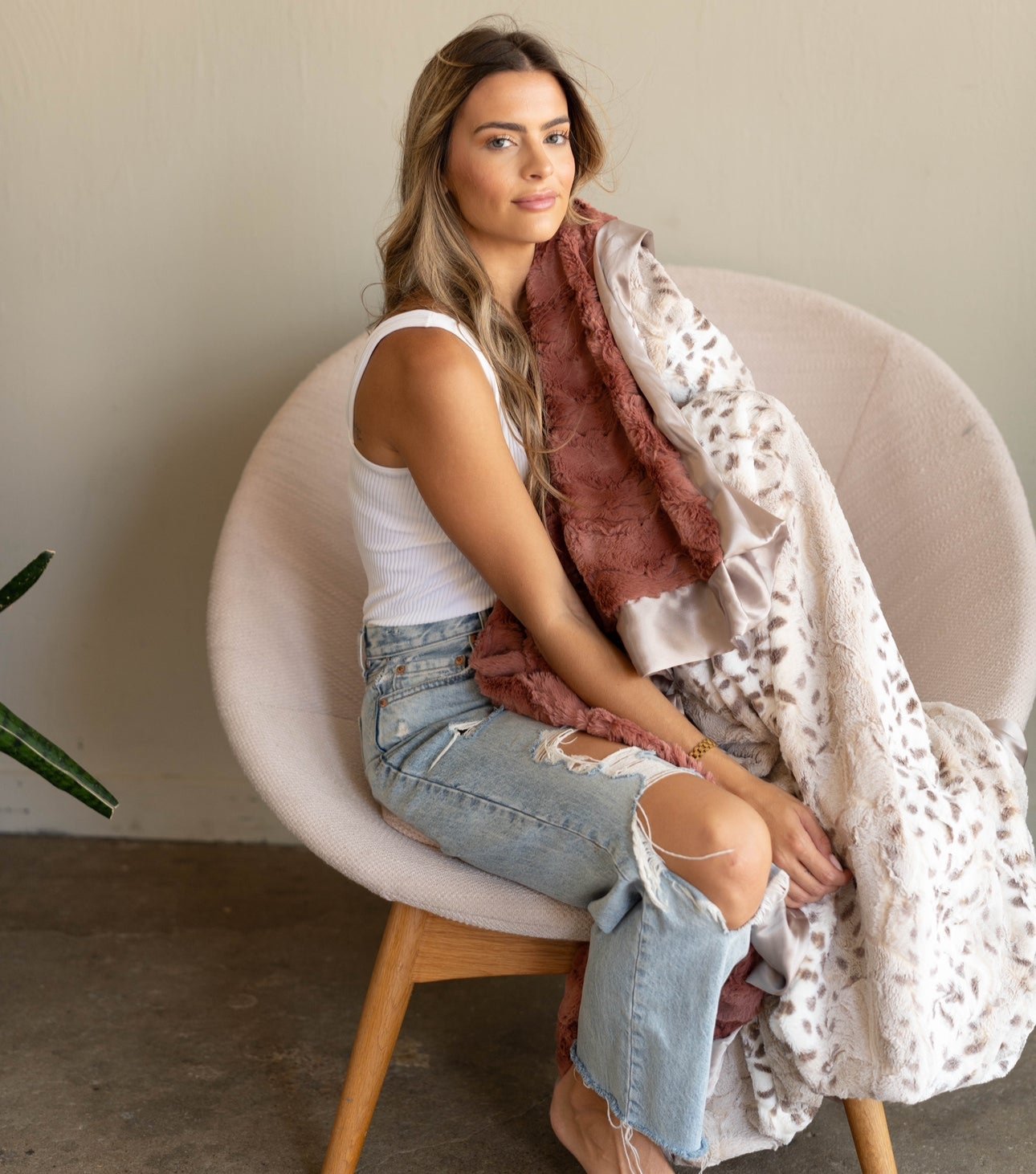 Adult- Sienna Snowcat Blanket