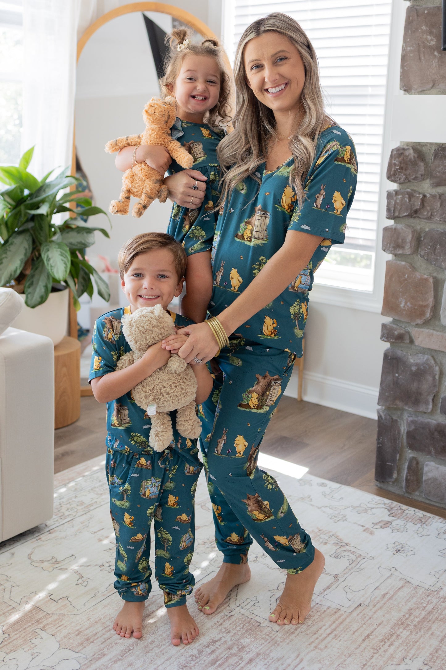 Hundred Acre Woods Women's 2pc Jogger Pajamas