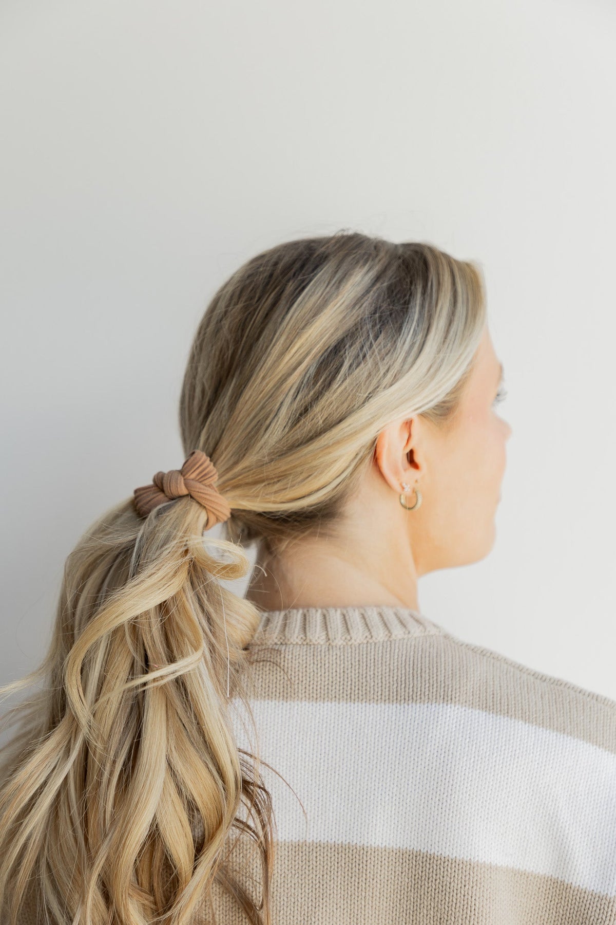 BOW SLICK BACK PONYTAILS (PACK OF 3)