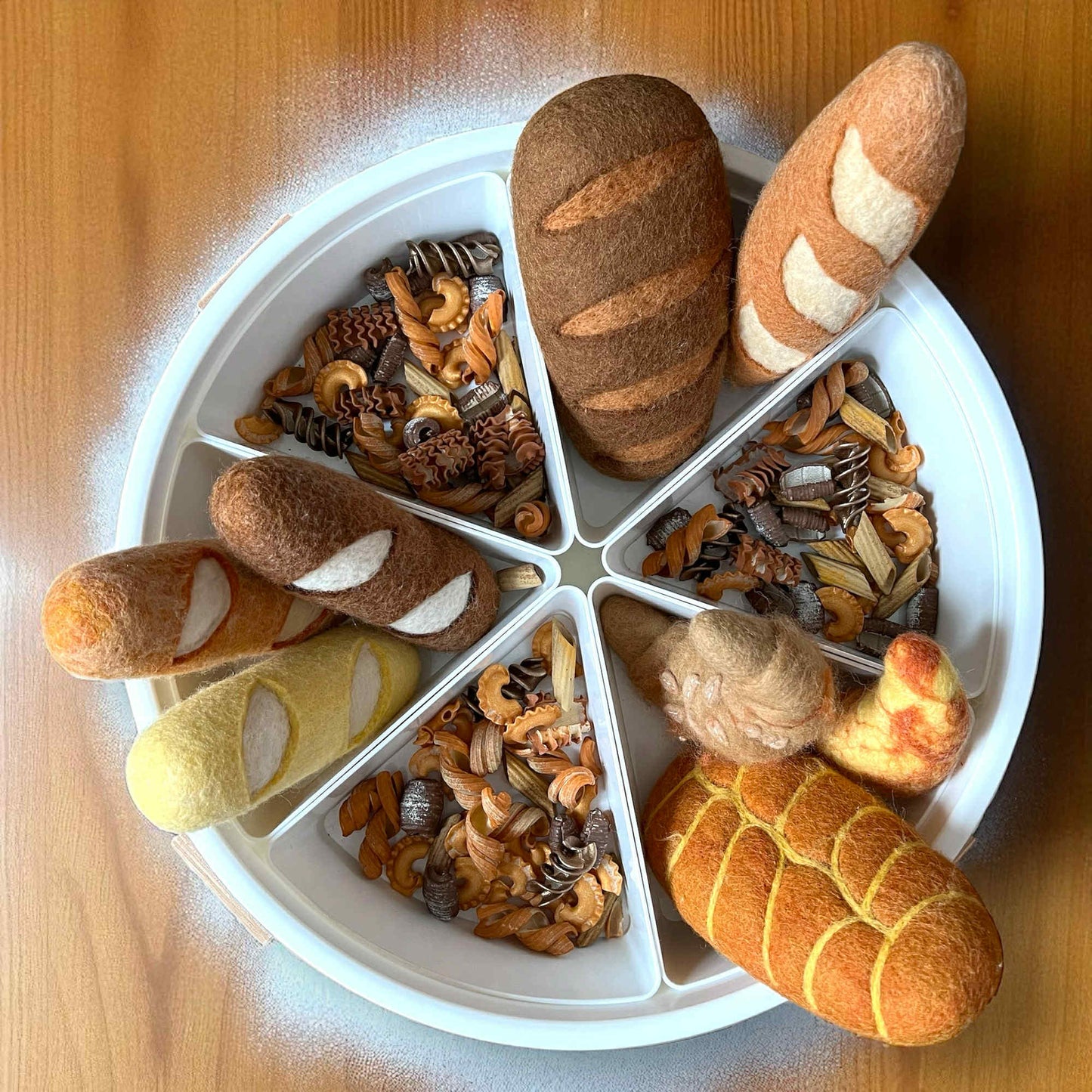 Sensory Play Tray with Removable Compartments and Lid