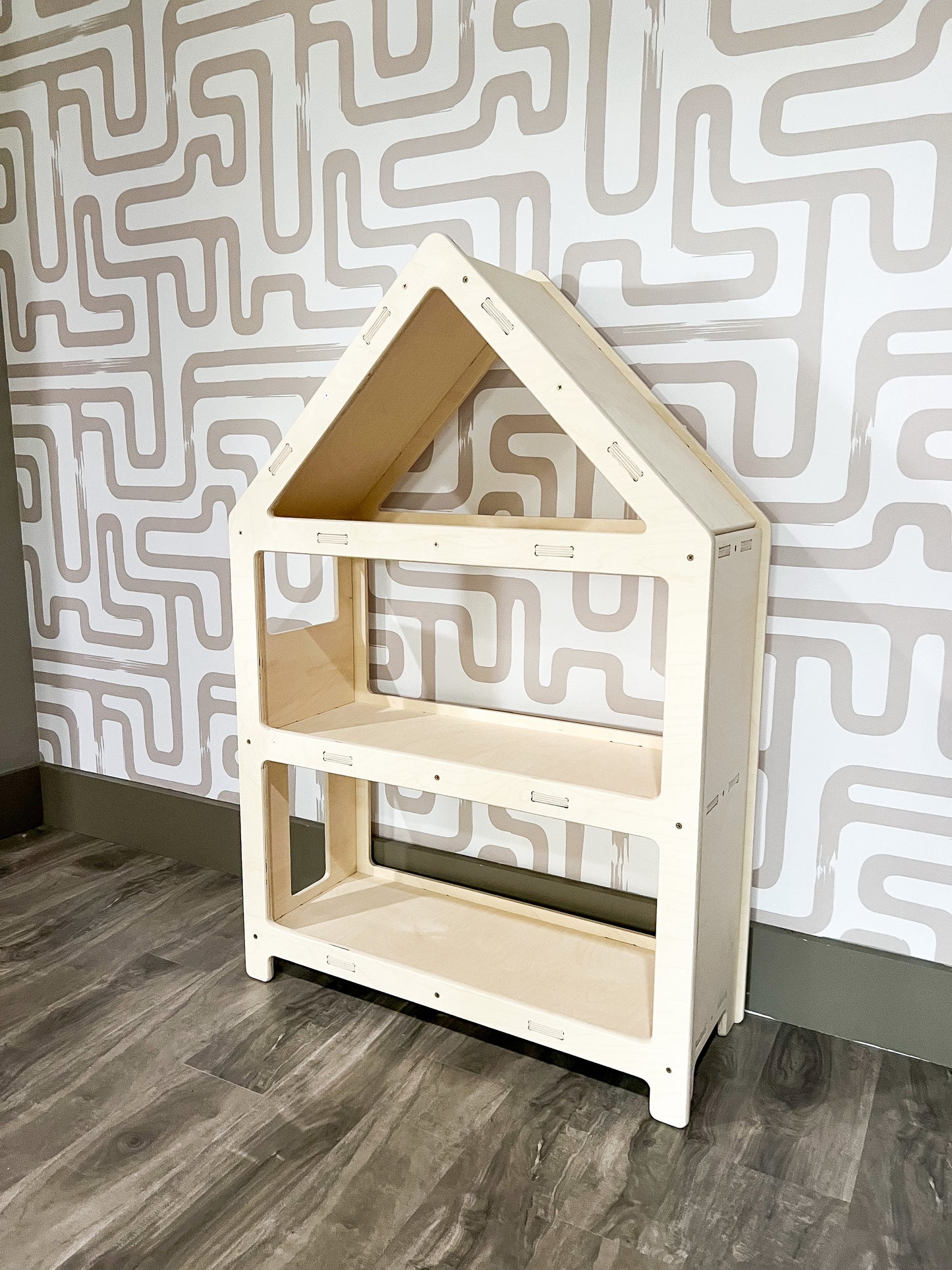 DOLLY- House Bookshelf