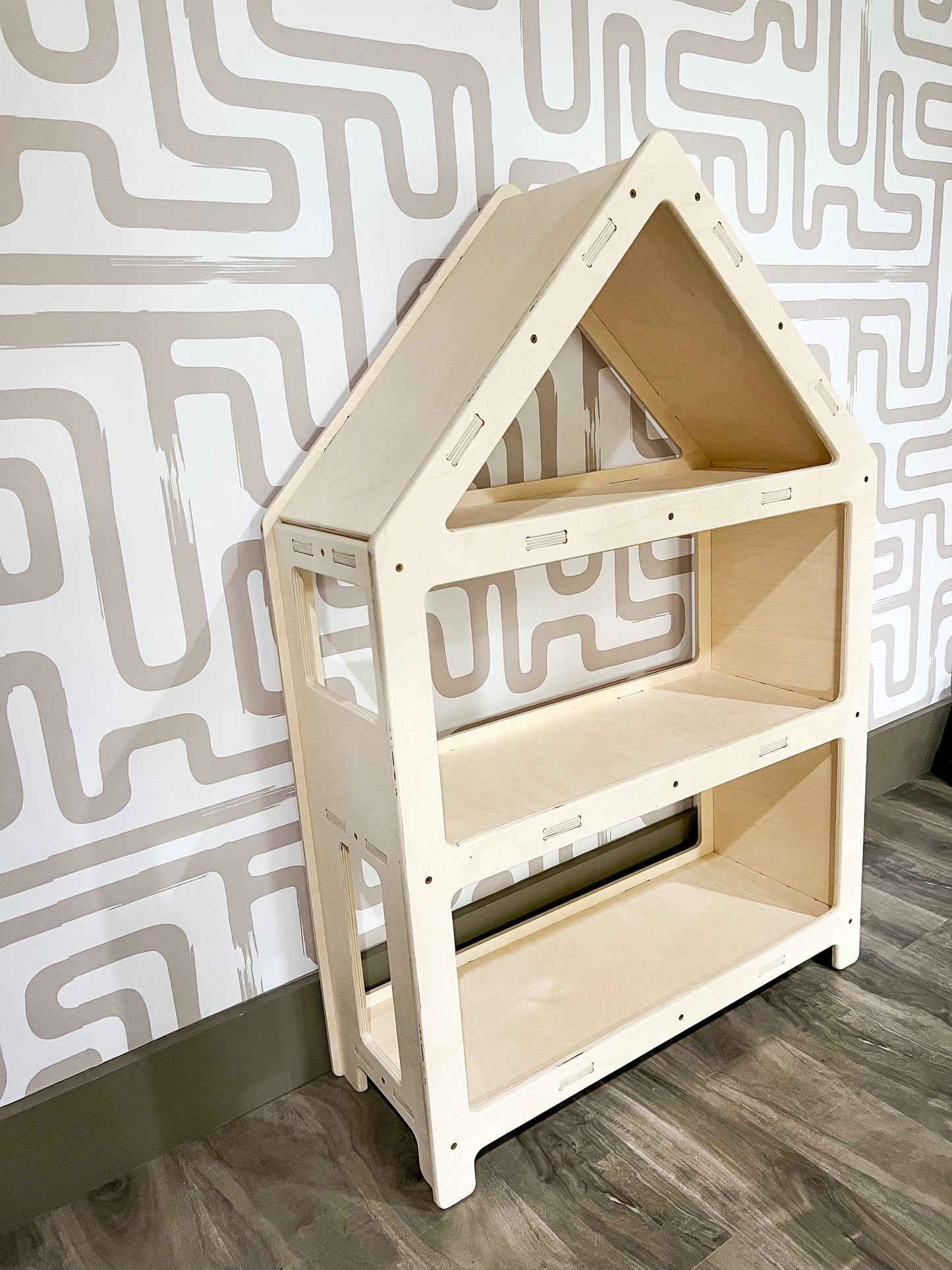 DOLLY- House Bookshelf