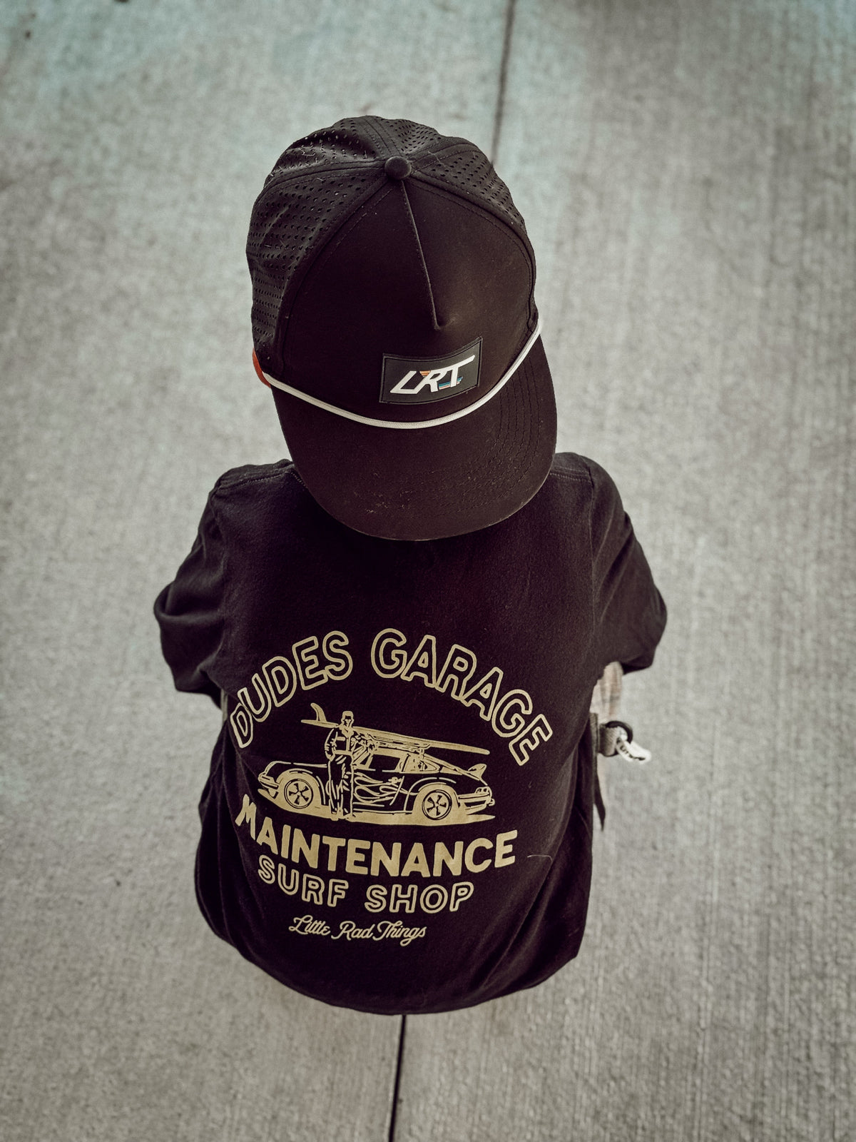 DUDES GARAGE TEE - BLACK